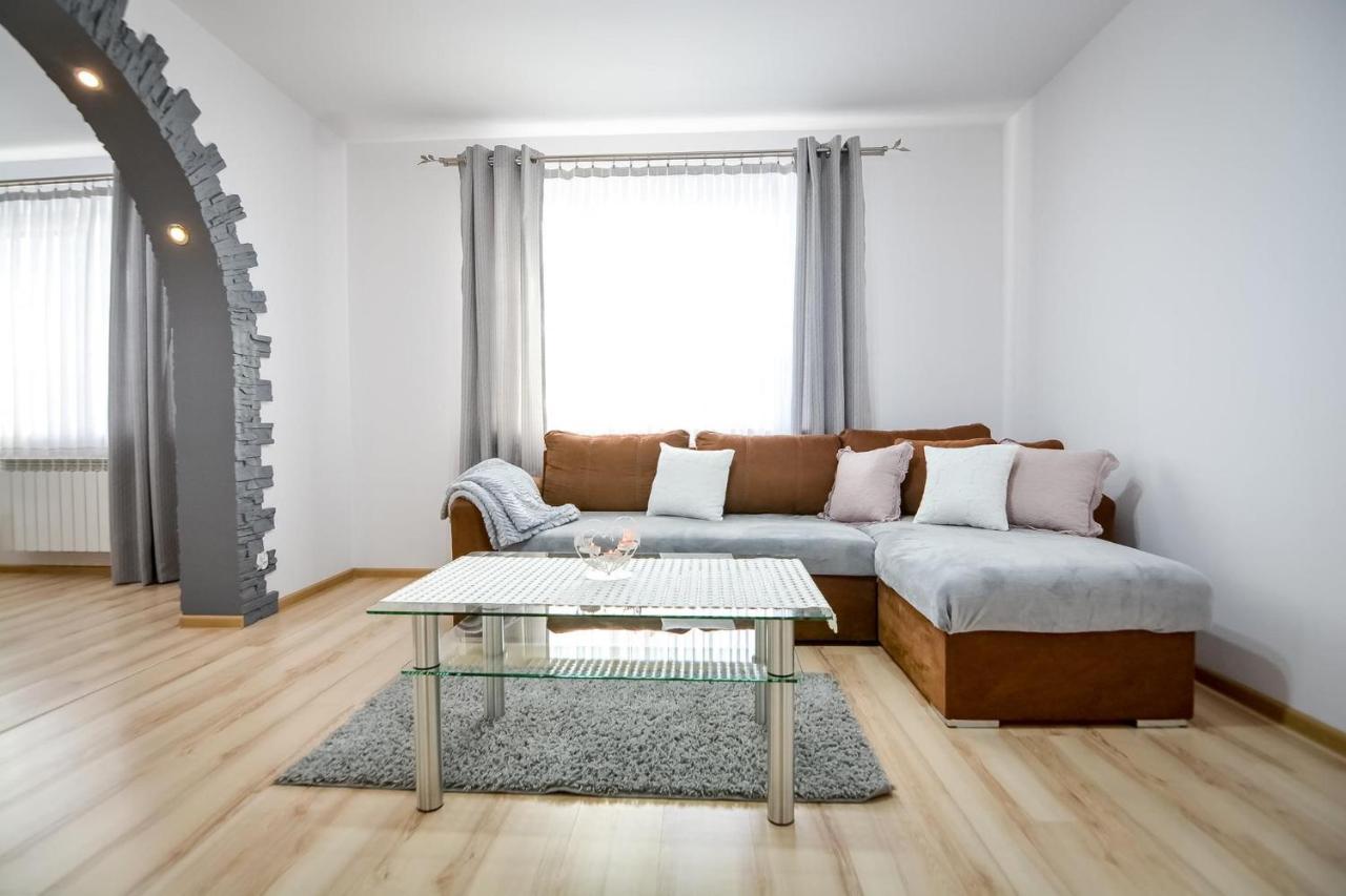 Apartamenty Przystanek Banska Banska Nizna Bagian luar foto
